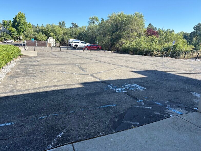 More Photos Of 550 Main St, Diamond Springs Office For Sale