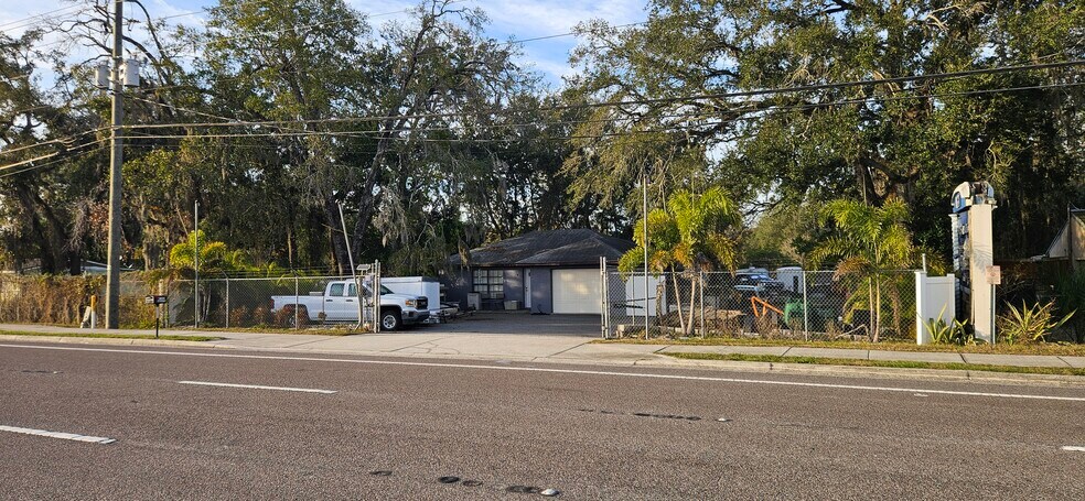 More Photos Of 11831 State Road 52, Hudson Office For Sale