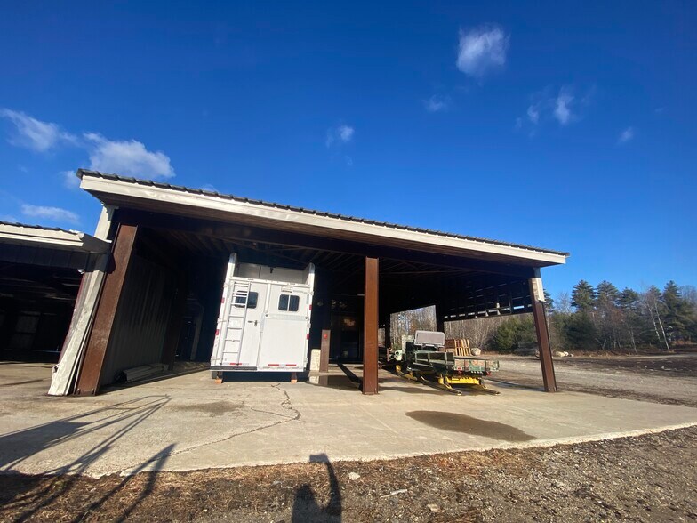 More Photos Of 668 Hollis Rd, Hollis Center Warehouse For Sale