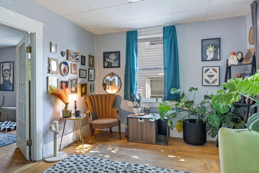 More Photos Of 140 Green St, Somersworth Apartments For Sale