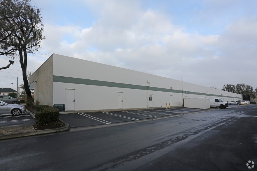 More Photos Of 16540 Harbor Blvd, Fountain Valley Storefront For Lease