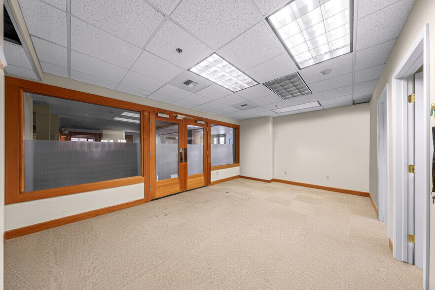 More Photos Of 1224 Harris St, Bellingham Apartments For Sale