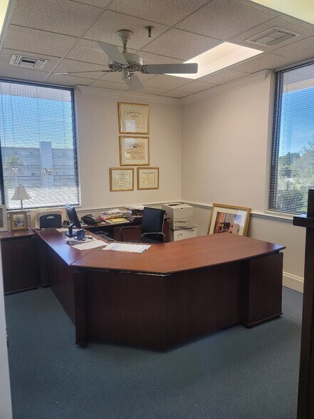 More Photos Of 2375 Tamiami Trl N, Naples Loft Creative Space For Sale