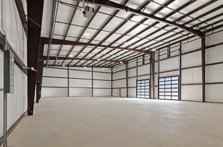 More Photos Of 4000 Texoma Pkwy, Denison Light Distribution For Sale