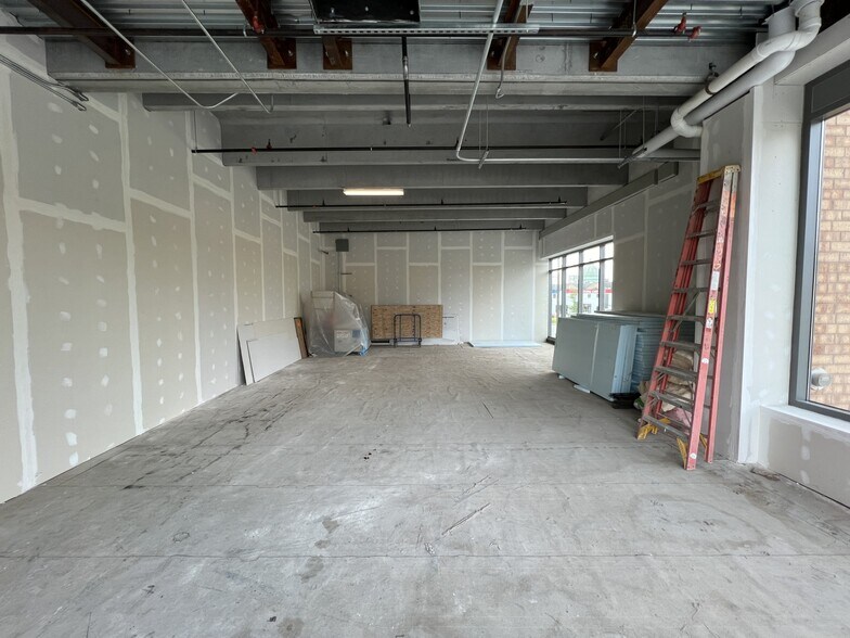 More Photos Of 141 South St Clair St, Pittsburgh Office For Lease