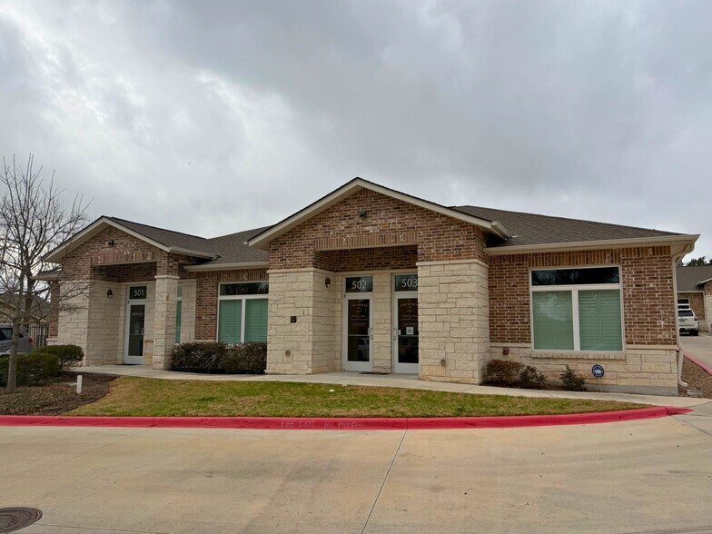 More Photos Of 3309 Forest Creek Dr, Round Rock Office For Sale