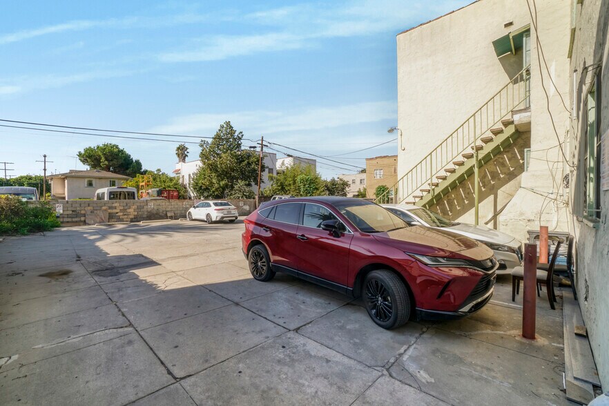 More Photos Of 4038 Marathon St, Los Angeles Apartments For Sale