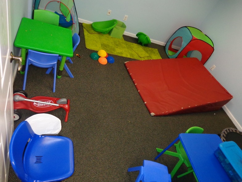 More Photos Of 2301 Park Ave, Orange Park Coworking Space