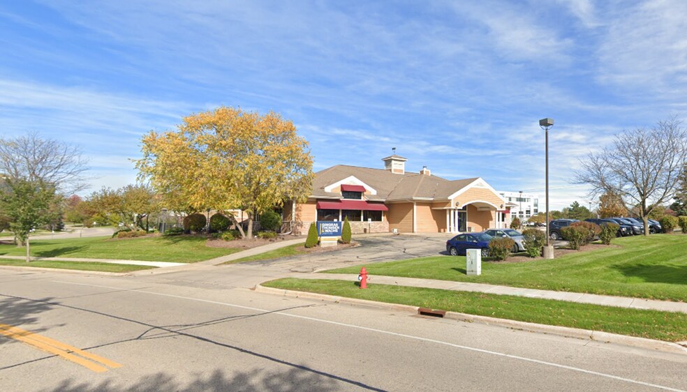More Photos Of 8150 Excelsior Dr, Madison Office For Sale