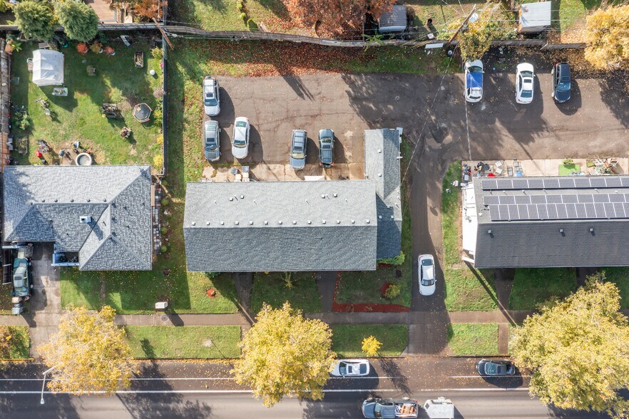 Primary Photo Of 530-536 34th Ave SE, Albany Apartments For Sale