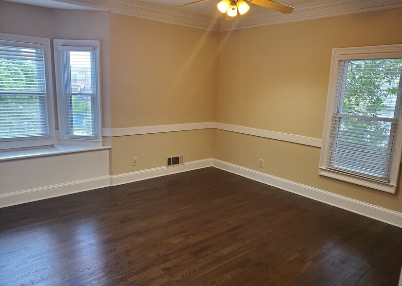 More Photos Of 2997 Johnson Ferry Rd, Marietta Office For Lease