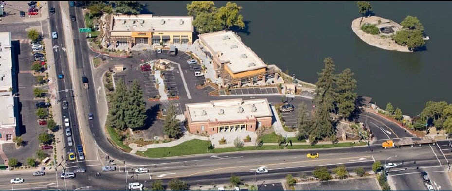 More Photos Of 900 B St, Marysville Freestanding For Lease