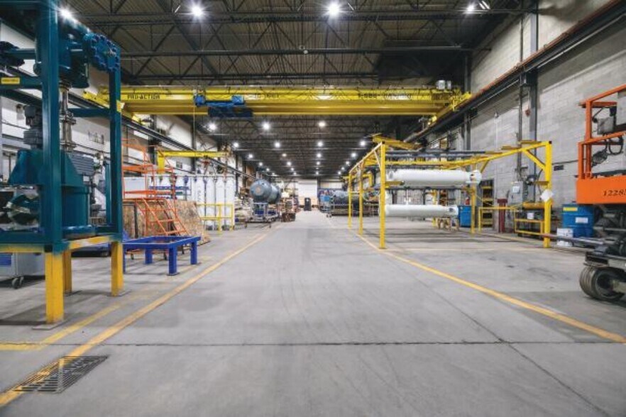 More Photos Of 730 Boul Industriel, Blainville Warehouse For Sale