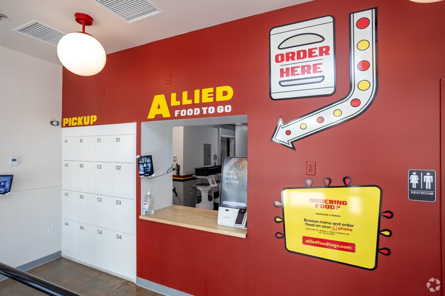 More Photos Of 1060 E Colorado Blvd, Pasadena Storefront For Lease