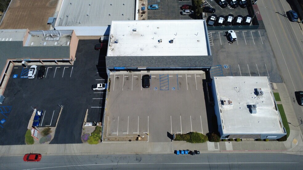 More Photos Of 2084 9th St, Los Osos Storefront For Sale