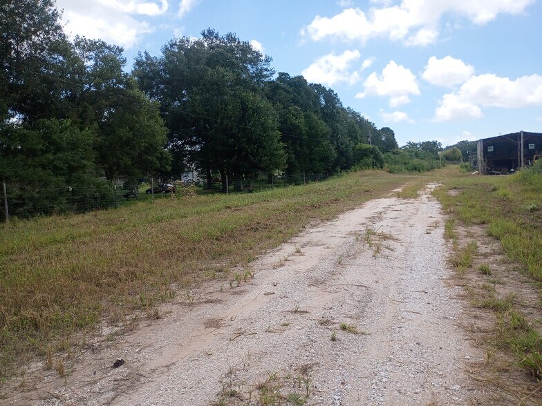 More Photos Of 6111 County Road 203, Liverpool Land For Lease