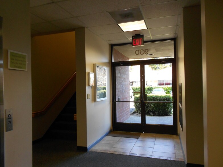 More Photos Of 930 Florin Rd, Sacramento Medical For Lease