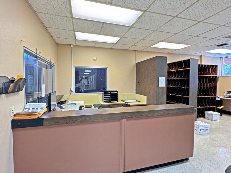 More Photos Of 1904 N Orange Grove Ave, Pomona Medical For Lease