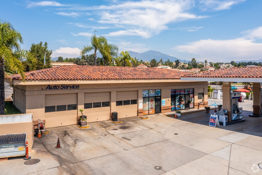 More Photos Of 27678-27766 Santa Margarita Pky, Mission Viejo Unknown For Lease