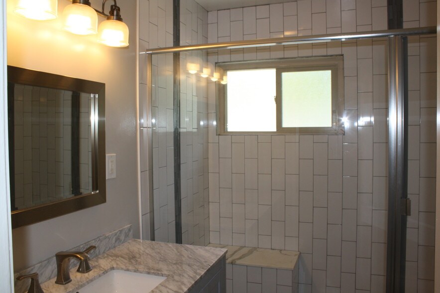 More Photos Of 1224 N Fairfax Ave, West Hollywood Apartments For Sale