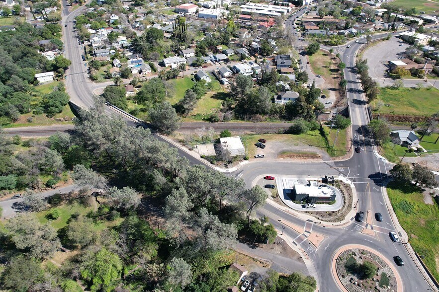 More Photos Of 1355 Washington Ave, Oroville Fast Food For Sale