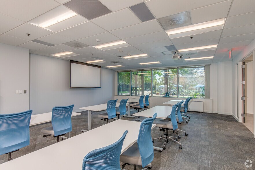 More Photos Of 6411 Ivy Ln, Greenbelt Office For Lease