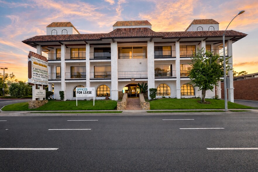 More Photos Of 22750 Hawthorne Blvd, Torrance Unknown For Lease