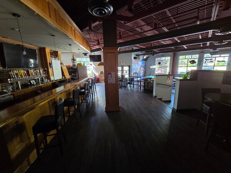 More Photos Of 1777 Burrstone Rd, New Hartford Hospitality For Sale