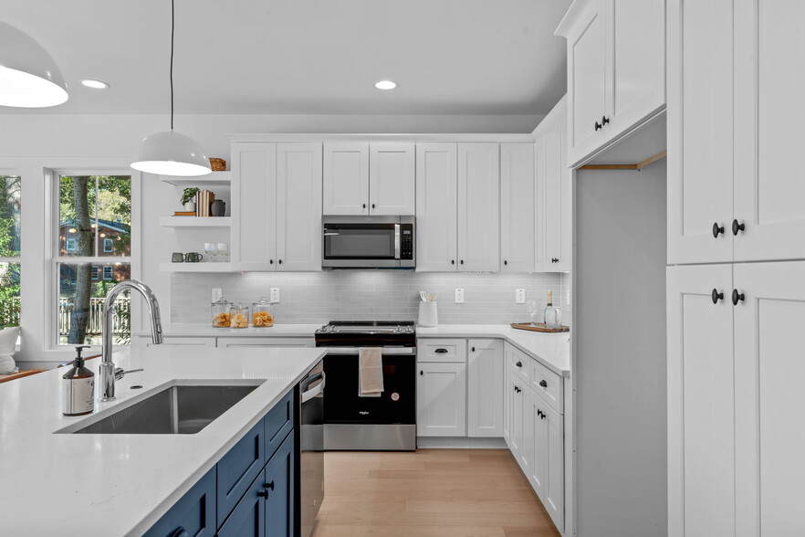 More Photos Of 5061 Lundy Dr, Raleigh Multifamily For Sale