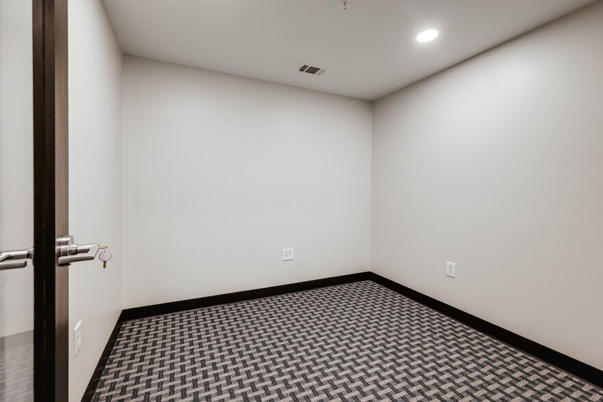 More Photos Of 1725 Electric Ave, Watkinsville Medical For Lease