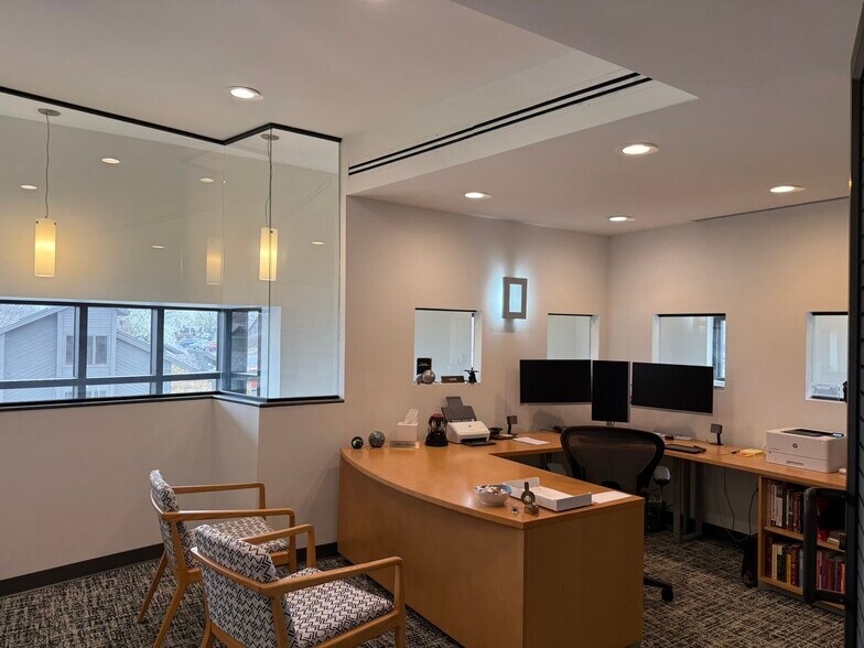 More Photos Of 1200 E Woodhurst Dr, Springfield Office For Lease