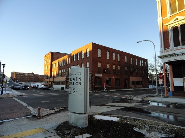 More Photos Of 345-363 Dwight St, Holyoke Manufacturing For Sale