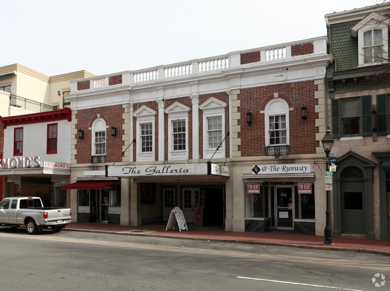 Primary Photo Of 905-909 Caroline St, Fredericksburg Storefront Retail Office For Lease