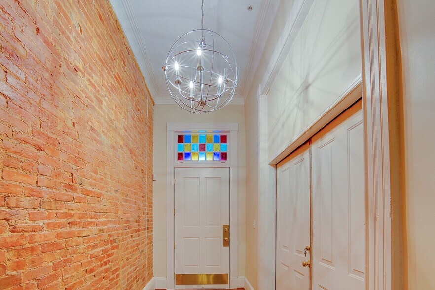 More Photos Of 2116-2118 Saint Paul St, Baltimore Apartments For Sale