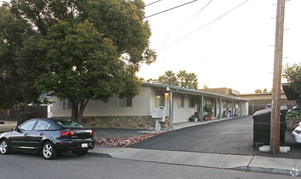 Primary Photo Of 930-940 Parker Ct, Santa Clara Apartments For Sale
