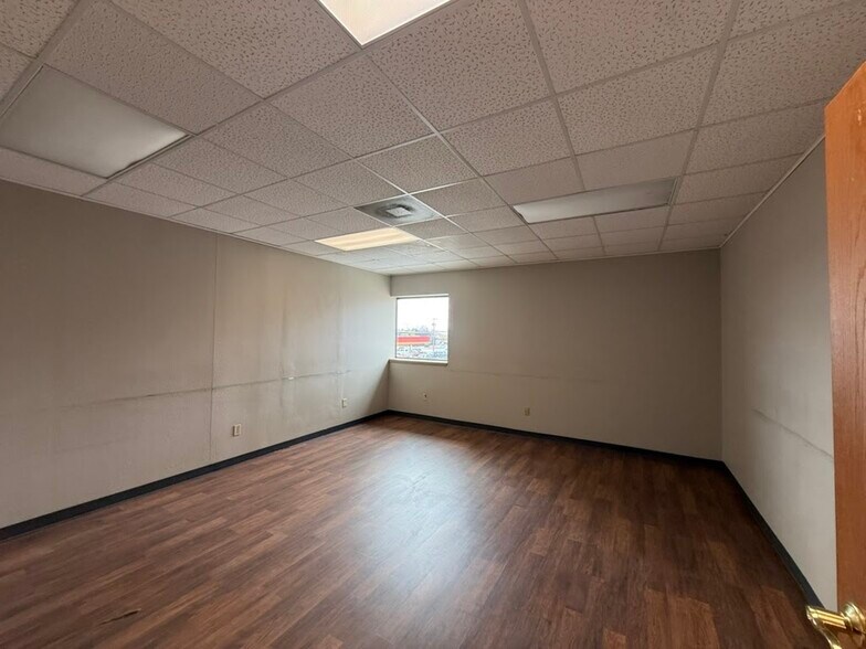 More Photos Of University Dr @ University Dr. & 1st Ave., N., Fargo Unknown For Lease