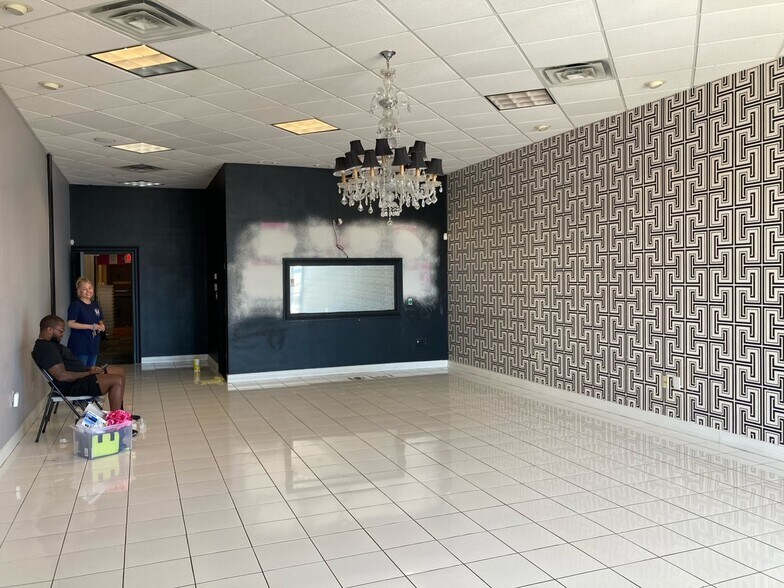 More Photos Of 11660 Westheimer Rd, Houston Unknown For Lease