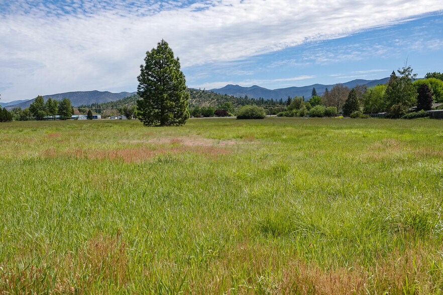 More Photos Of 0 Highway 3, Etna Land For Sale
