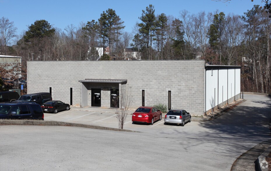 Primary Photo Of 735 Branch Dr, Alpharetta Flex For Lease