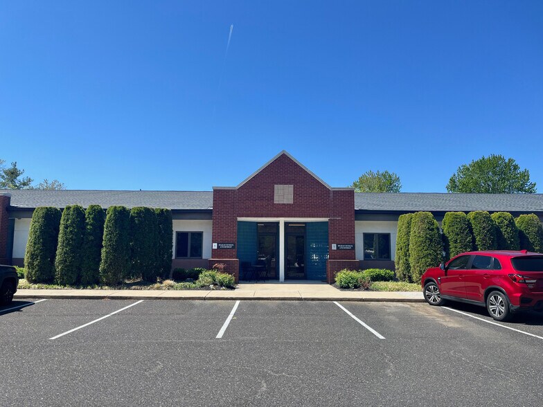More Photos Of 1016 Laurel Oak Rd, Voorhees Office For Lease
