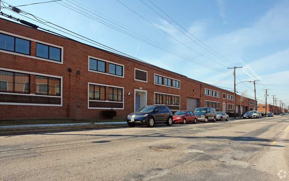 More Photos Of 3515-3521 V St NE, Washington Unknown For Lease