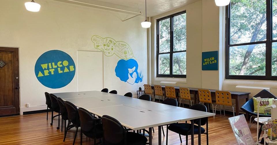 More Photos Of 410 W 7th St, Taylor Research And Development For Lease