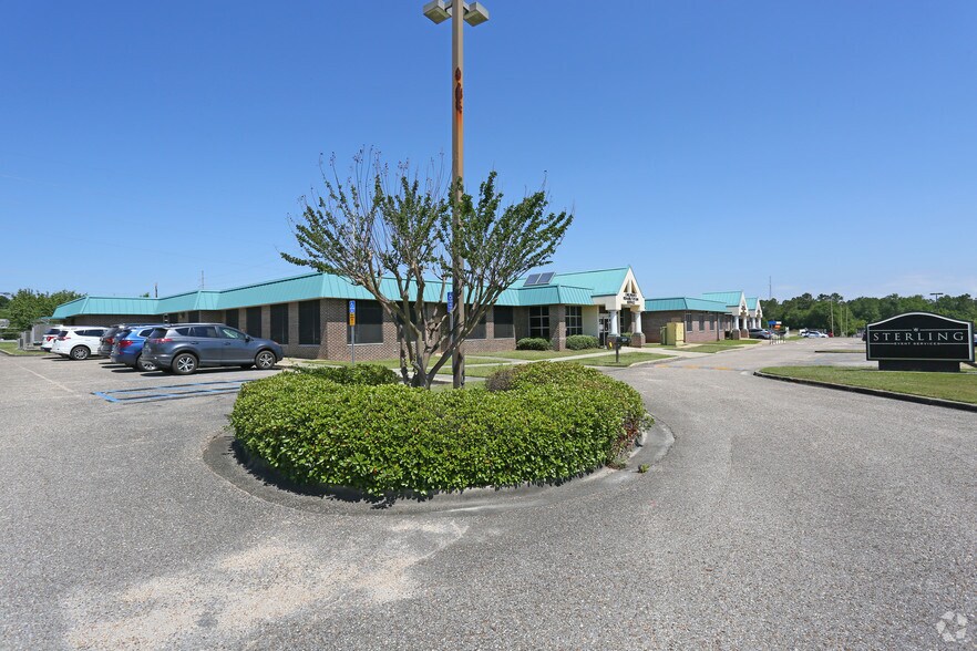 Primary Photo Of 795 Ross Clark Cir NE, Dothan Warehouse For Lease