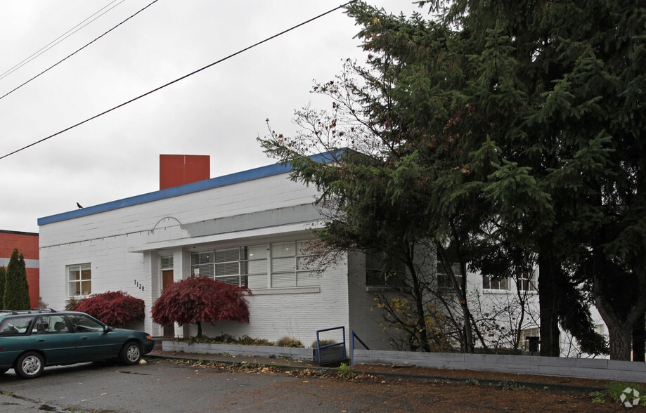 Primary Photo Of 1128 Poplar Pl S, Seattle Warehouse For Lease