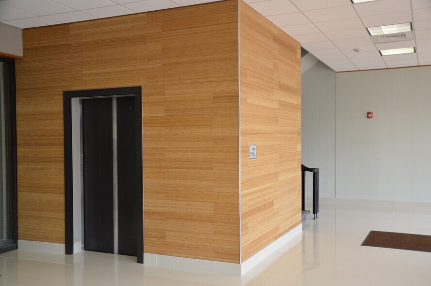 More Photos Of 3200 N University Dr, Coral Springs Office For Lease