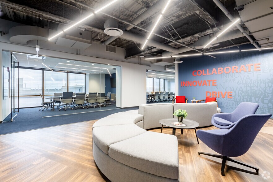 More Photos Of 1415 W 22nd St, Oak Brook Unknown For Lease