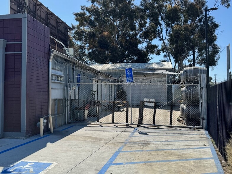 More Photos Of 8169 Center St, La Mesa Industrial For Sale