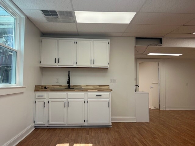 More Photos Of 1005 W Market St, Greensboro Office For Lease