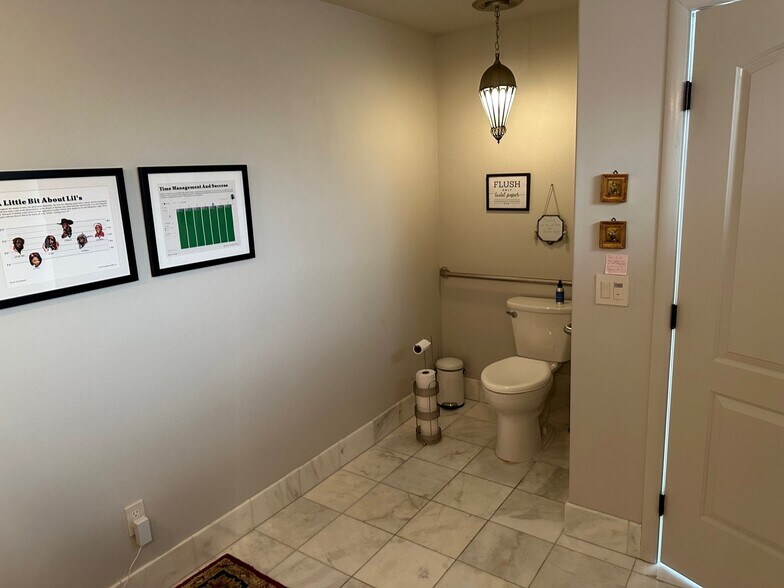 More Photos Of 3201-3215 Macarthur Blvd, Oakland Medical For Sale