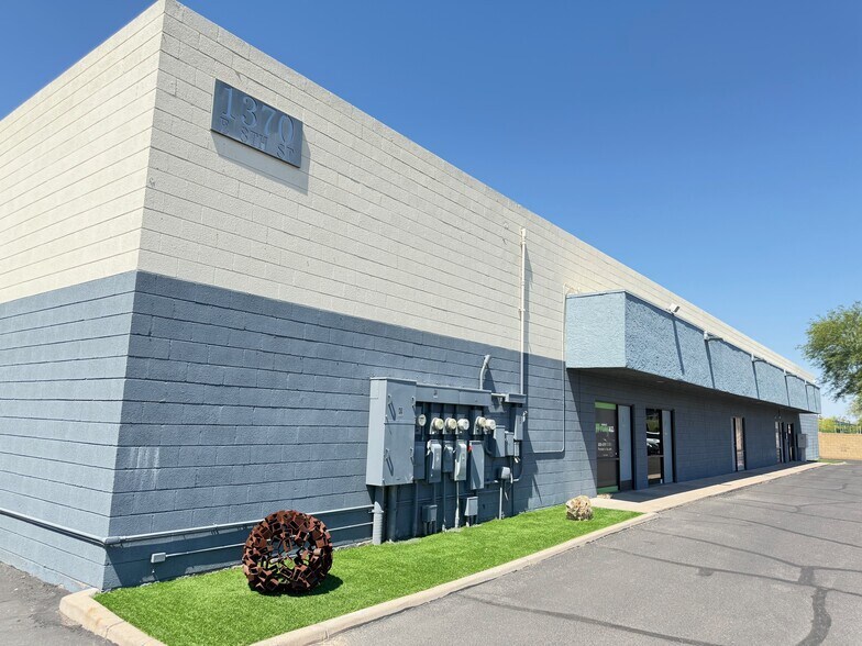 More Photos Of 1370 E 8th St, Tempe Warehouse For Lease